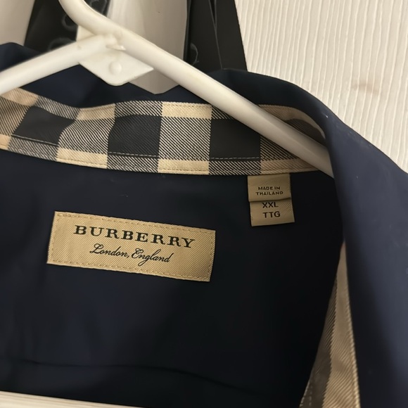 ****Authentic Burberry button-down shirt navy blue****** - Picture 4 of 6
